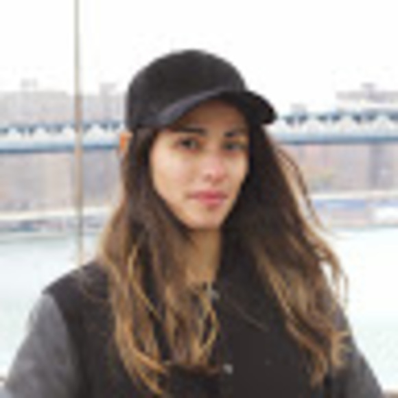 Meet your Posher, Solange - Picture 1 of 1